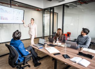 Digital Boards for Classrooms: Simplifying Teaching in the 21st Century digital board for teaching