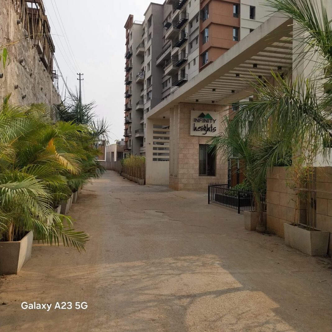 4 BHK luxury apartments 4 BHK luxury apartments